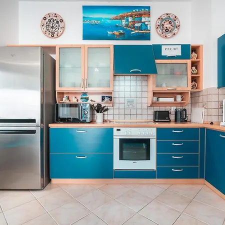 Mediterranean Retreat בית נופש *